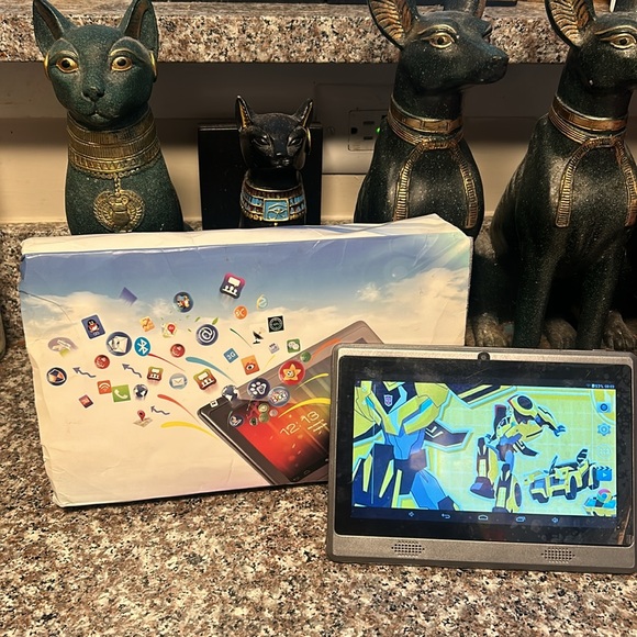 Android - Picture 2 of 6